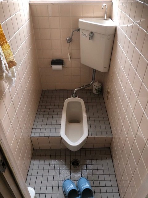 和式から洋式へ  トイレリフォーム 大阪市東住吉区