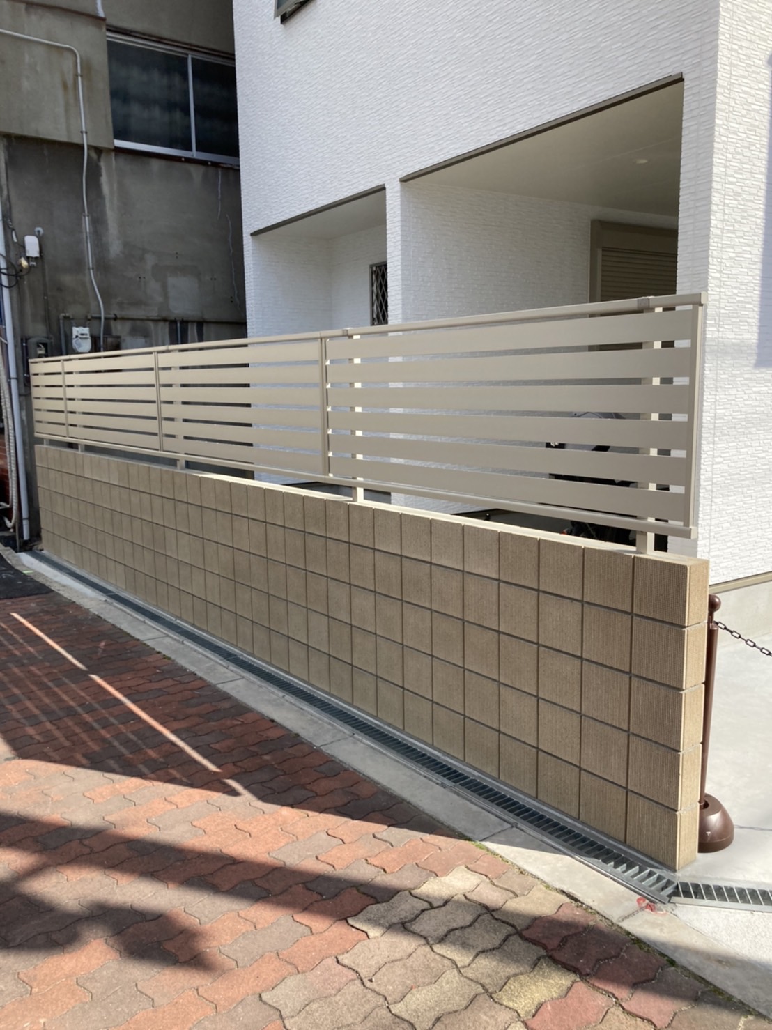 目隠しフェンス設置でプライバシー保護 フェンス設置工事 大阪市東成区
