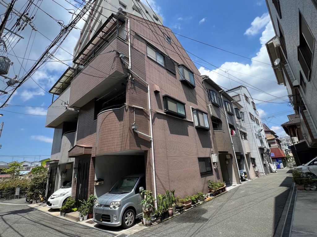 断熱塗装で少しでも快適に　屋根外壁塗装工事　大阪市東成区　S様邸