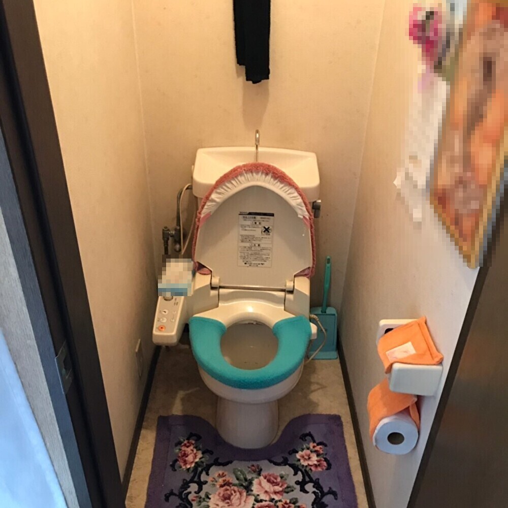 キャビネット付きトイレ交換工事