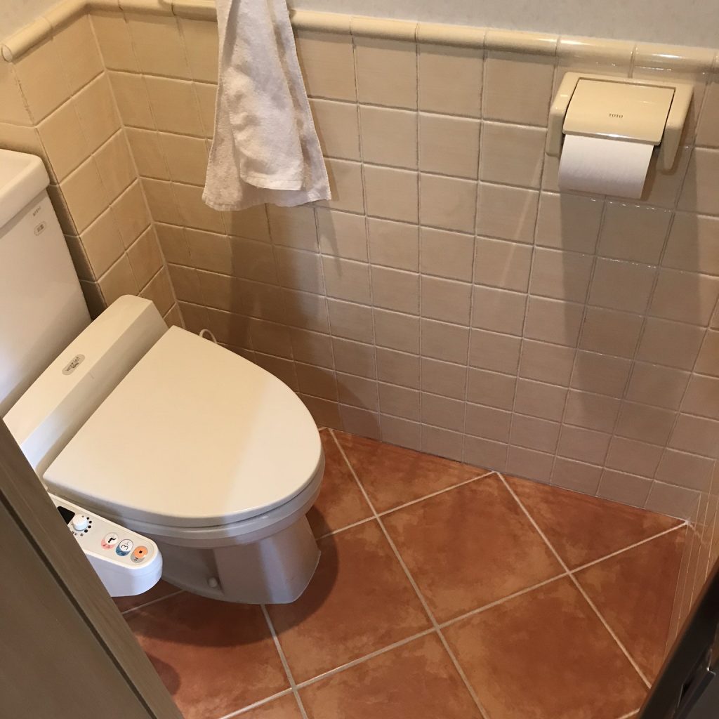 トイレ交換工事 LIXILアメージュZ