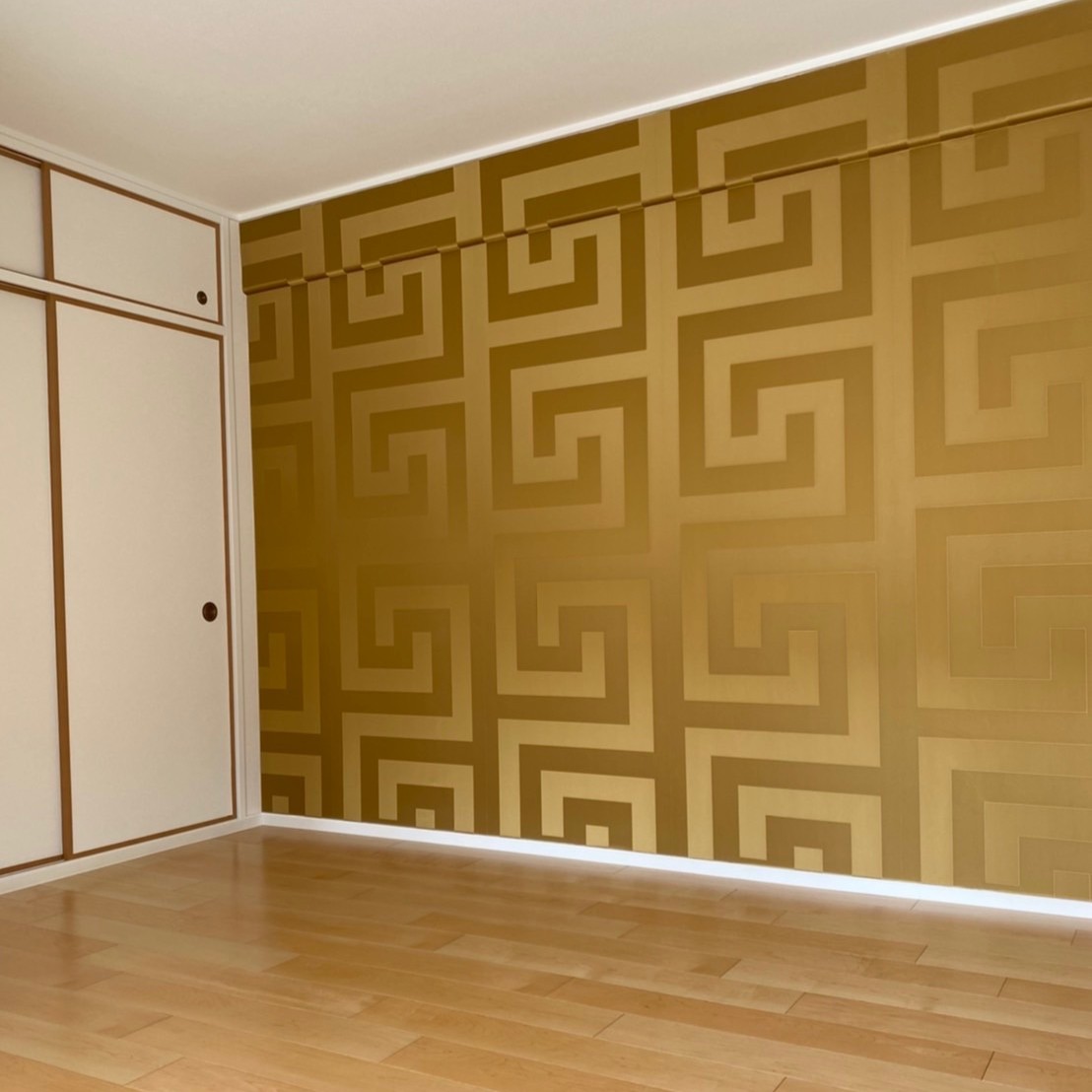 和室→洋室改装工事 海外特注アクセントクロス